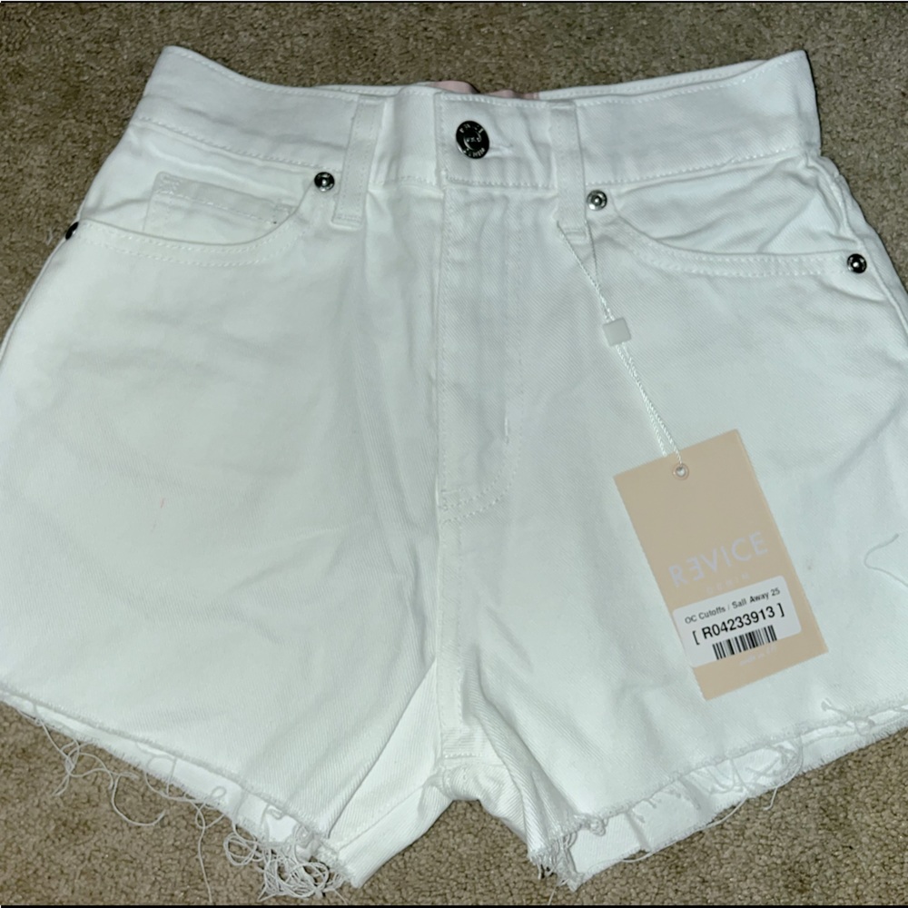 Size 25 run small high rise